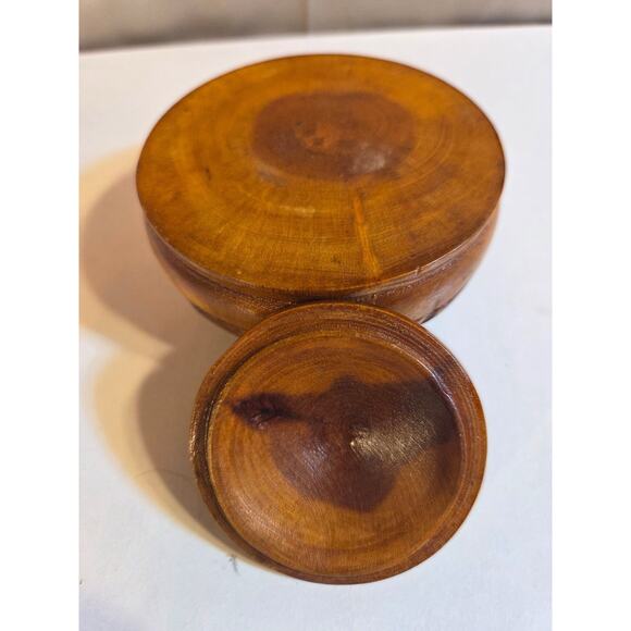 Vintage Hand Carved Wooden Trinket Box w Lid Floral Design Small Jewelry Holder - Picture 4 of 5